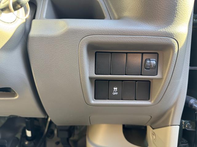 エブリイ ＰＣ　ワンセグ／キーレス／電動格納ミラー／ＥＴＣ／タイミングチェーン／パワーウィンドウ／禁煙車／車内間仕切りカーテン／ＵＳＢ充電ポート（17枚目）