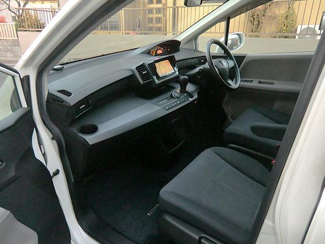 フリード Ｇ　ジャストセレクション　ナビ・ＴＶ・ＥＴＣ・Ｂカメ（11枚目）