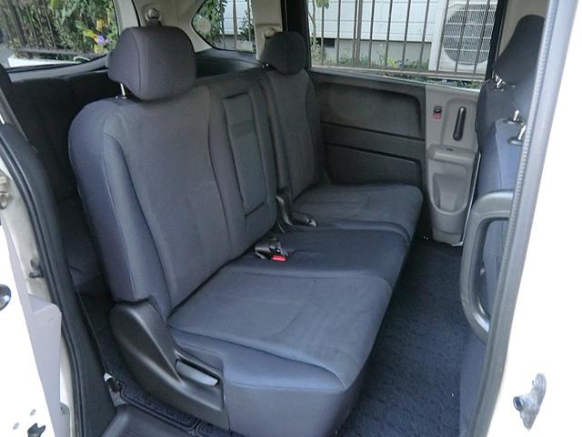 フリード Ｇ　ジャストセレクション　ナビ・ＴＶ・ＥＴＣ・Ｂカメ（17枚目）