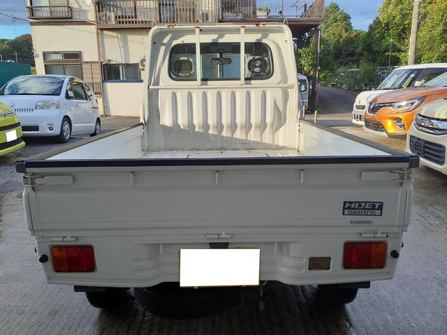 ハイゼットトラック エアコン・パワステ　スペシャル　３方開　パワーステアリング　エアコン　純正ラジオ　ドアバイザー　荷台マット　社外キーレス　スペアキー２本　取説　メンテナンスノート（5枚目）