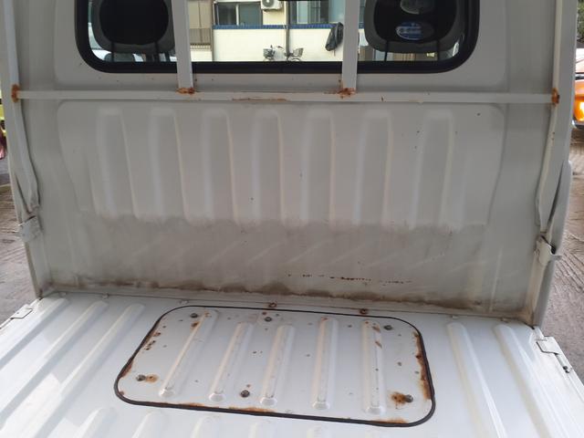 ハイゼットトラック エアコン・パワステ　スペシャル　３方開　パワーステアリング　エアコン　純正ラジオ　ドアバイザー　荷台マット　社外キーレス　スペアキー２本　取説　メンテナンスノート（26枚目）