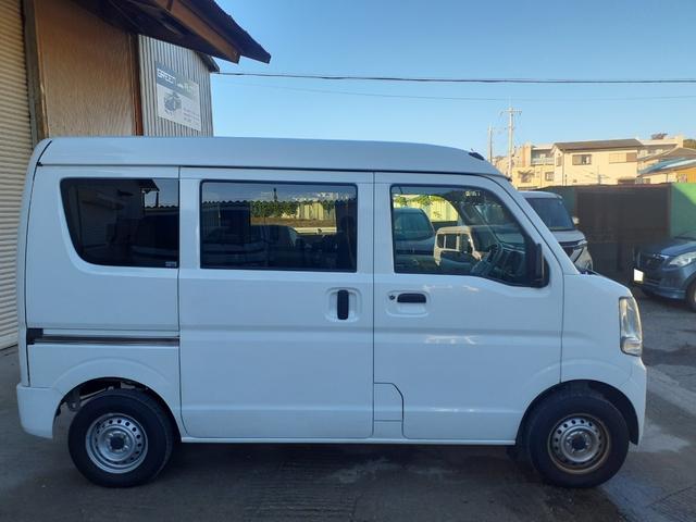 営業時間は１０時〜１８時　定休日は日曜日です。ご来店の際はお電話をお願い致します。無料ダイヤル００７８−６０４０−４２７５まで！