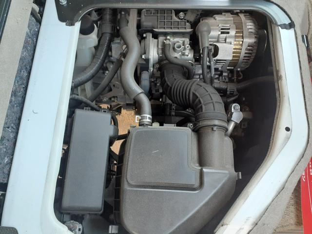 修復箇所は右インサイドパネル歪みです。走行や機能には問題ありませんのでご安心ください。