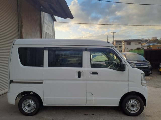 ＮＶ１００クリッパーバン ＤＸ　セーフティパッケージ　１年走行無制限保障　５ＡＧＳ　ブレーキサポート　レーン逸脱警告　横滑り防止　１ｓｔ発進スイッチ　キーレスキー　ＥＴＣ　オートライト　パワーウィンドウ　オーバーヘッドコンソール　ＵＳＢ充電×２　ソナー（7枚目）