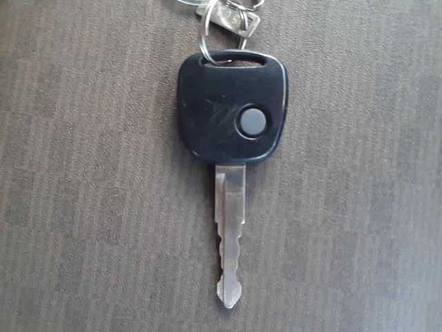 ＮＶ１００クリッパーバン ＤＸ　セーフティパッケージ　１年走行無制限保障　５ＡＧＳ　ブレーキサポート　レーン逸脱警告　横滑り防止　１ｓｔ発進スイッチ　キーレスキー　ＥＴＣ　オートライト　パワーウィンドウ　オーバーヘッドコンソール　ＵＳＢ充電×２　ソナー（24枚目）