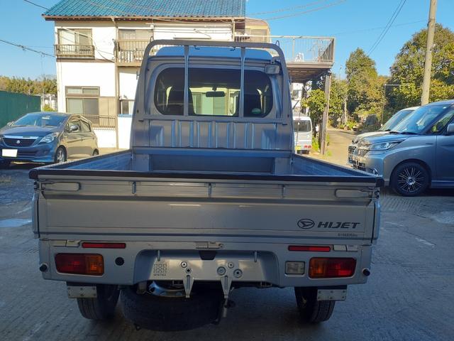 ハイゼットトラック ジャンボ 1年走行無制限保障 5速MT パワステ パワーウィンドウ キーレス スペアキー CDチューナー ETC LEDヘッドライト フォグ 作業灯 オーバーヘッドコンソール マッドガード レベライザー(5枚目)