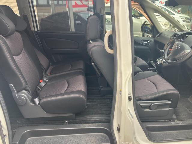 セレナ ハイウェイスター Vセレクション(16枚目)