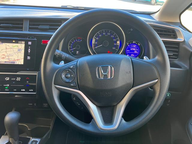 フィット １３Ｇ・Ｓパッケージ　Ｈｏｎｄａインターナビ　ＥＴＣ車載器　Ｆパッケージ　Ｌパッケージ　Ｓパッケージ　ＬＥＤヘッドライト　◎あんしんパッケージ　◎１５インチアルミ　電格納ミラー（16枚目）