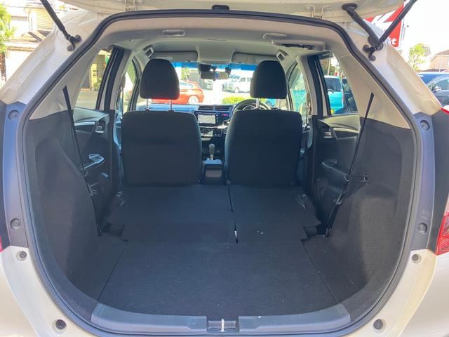フィット １３Ｇ・Ｓパッケージ　Ｈｏｎｄａインターナビ　ＥＴＣ車載器　Ｆパッケージ　Ｌパッケージ　Ｓパッケージ　ＬＥＤヘッドライト　◎あんしんパッケージ　◎１５インチアルミ　電格納ミラー（18枚目）