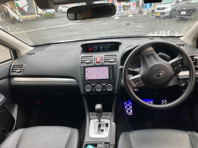 インプレッサスポーツ 2.0i-Sアイサイト STIフロントエアロ AWD レザーシート シートヒーター 純正ナビ フルセグ バックカメラ 衝突軽減 HIDヘッドライト(17枚目)