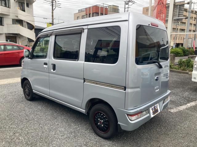 サンバーバン VCスマートアシスト 4WD 禁煙車 ワンオーナー車 LEDヘッドライト キーレス オーバーヘッドシェルフ プライバシーガラス リアヒーター 電動格納ミラー コーナーセンサー(リア) ドライブレコーダー(8枚目)