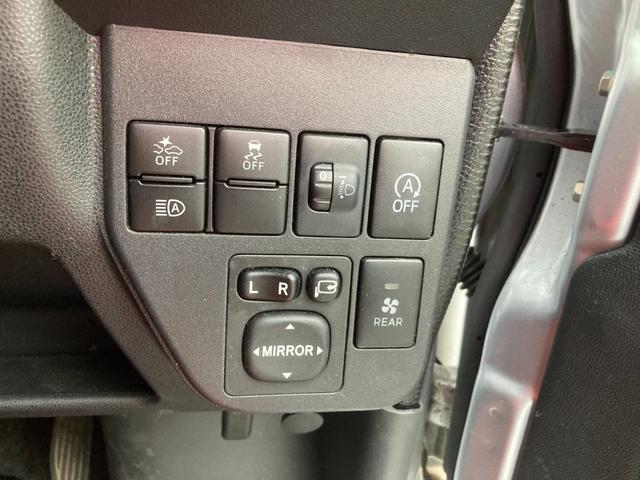 サンバーバン VCスマートアシスト 4WD 禁煙車 ワンオーナー車 LEDヘッドライト キーレス オーバーヘッドシェルフ プライバシーガラス リアヒーター 電動格納ミラー コーナーセンサー(リア) ドライブレコーダー(21枚目)