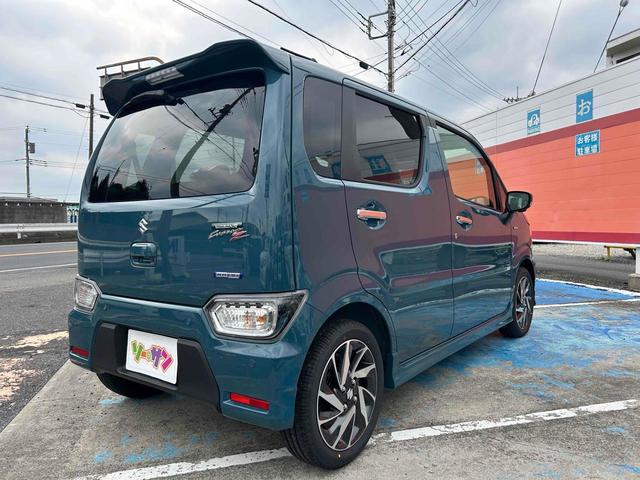 ワゴンＲカスタムＺ ハイブリッドＺＸ　届出済未使車　クリアランスソナー　オートクルーズコントロール　レーンアシスト　衝突被害軽減システム　ＬＥＤヘッドランプ　スマートキー　アイドリングストップ　電動格納ミラー　シートヒーター　ベンチシート（7枚目）