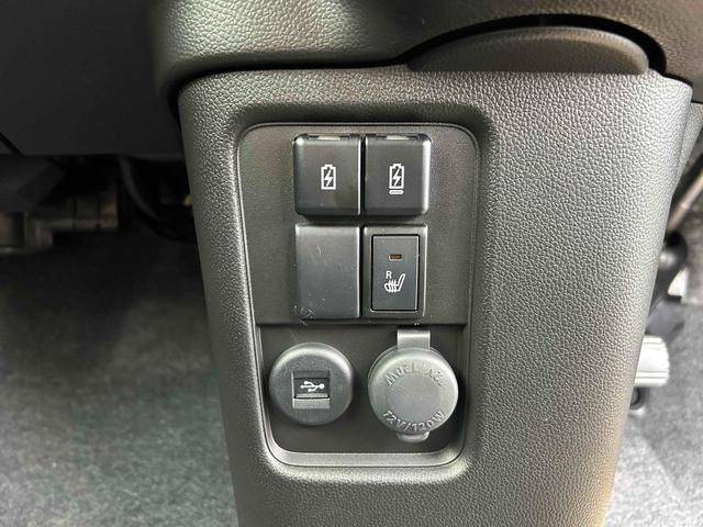 ワゴンＲカスタムＺ ハイブリッドＺＸ　届出済未使車　クリアランスソナー　オートクルーズコントロール　レーンアシスト　衝突被害軽減システム　ＬＥＤヘッドランプ　スマートキー　アイドリングストップ　電動格納ミラー　シートヒーター　ベンチシート（14枚目）