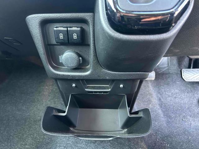 ソリオ ハイブリッドMX ドライブレコーダー ETC バックカメラ ナビ クリアランスソナー オートクルーズコントロール レーンアシスト 衝突被害軽減システム 両側スライド・片側電動 オートライト スマートキー(8枚目)