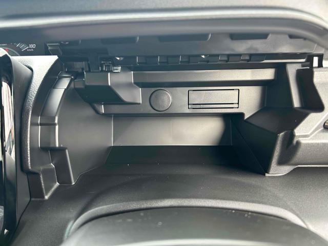 ソリオバンディット ハイブリッドＭＶ　クリアランスソナー　オートクルーズコントロール　レーンアシスト　衝突被害軽減システム　両側電動スライドドア　オートライト　ＬＥＤヘッドランプ　スマートキー　アイドリングストップ　電動格納ミラー（39枚目）