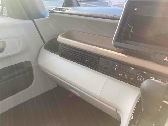 N-BOX ベースグレード 届出済未使用車 バックカメラ 両側スライド・片側電動 オートクルーズコントロール レーンアシスト スマートキー アイドリングストップ 電動格納ミラー シートヒーター CVT ESC チップアップシート(29枚目)