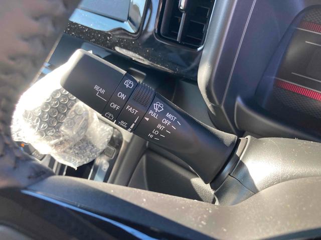スペーシアカスタム ハイブリッドＸＳ　新車未登録　両側電動スライドドア　クリアランスソナー　オートクルーズコントロール　レーンアシスト　衝突被害軽減システム　ＬＥＤヘッドランプ　スマートキー　アイドリングストップ　電動格納ミラー（8枚目）