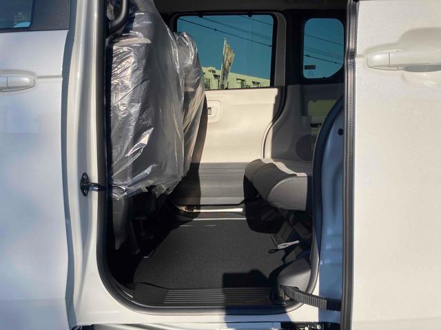 Ｎ－ＢＯＸ ベースグレード　届出済未使用車　禁煙車　バックカメラ　両側スライド・片側電動　クリアランスソナー　オートクルーズコントロール　レーンアシスト　衝突被害軽減システム　ＬＥＤヘッドランプ　スマートキー（32枚目）