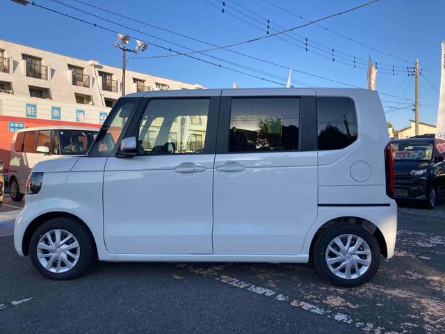 Ｎ－ＢＯＸ ベースグレード　届出済未使用車　禁煙車　バックカメラ　両側スライド・片側電動　クリアランスソナー　オートクルーズコントロール　レーンアシスト　衝突被害軽減システム　オートライト　ＬＥＤヘッドランプ　スマートキー（16枚目）