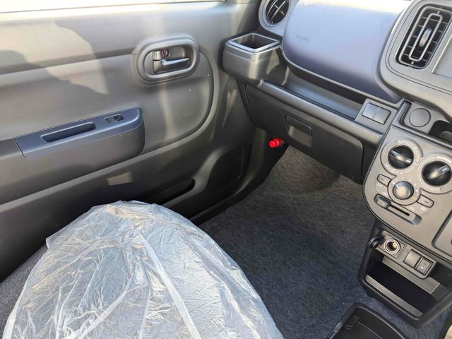 アルト Ｌ　クリアランスソナー　レーンアシスト　衝突被害軽減システム　オートライト　キーレスエントリー　アイドリングストップ　電動格納ミラー　シートヒーター　ＣＶＴ　盗難防止システム　ＡＢＳ　ＥＳＣ（23枚目）