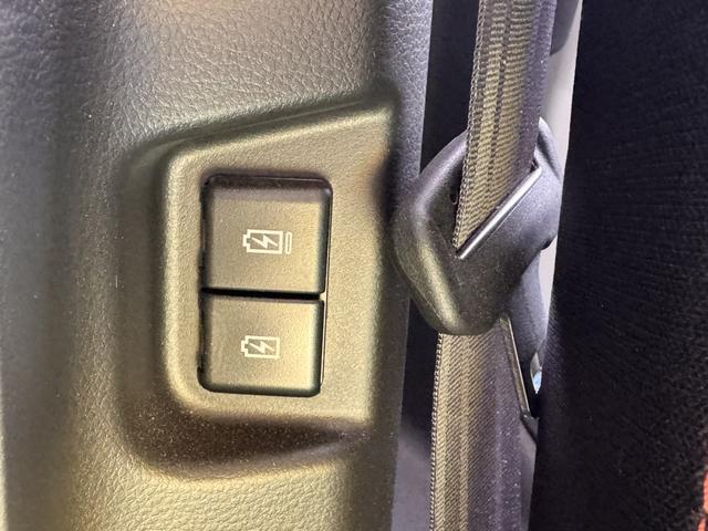 スペーシアギア ハイブリッドＸＺ　両側電動スライドドア　クリアランスソナー　オートクルーズコントロール　レーンアシスト　衝突被害軽減システム　オートライト　ＬＥＤヘッドランプ　ヘッドライトウォッシャー　スマートキー（32枚目）