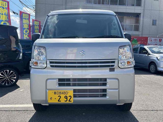 エブリイ ＰＡ　届出済未使用車　両側スライドドア　クリアランスソナー　オートライト　アイドリングストップ　ＡＴ　ＡＢＳ　ＥＳＣ　衝突安全ボディ　エアコン　パワーステアリング　前後センサー　両側スライド　ＡＣ（2枚目）