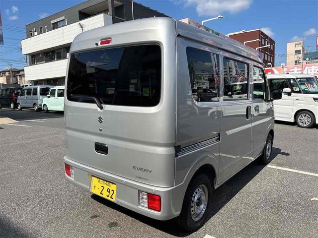 エブリイ ＰＡ　届出済未使用車　両側スライドドア　クリアランスソナー　オートライト　アイドリングストップ　ＡＴ　ＡＢＳ　ＥＳＣ　衝突安全ボディ　エアコン　パワーステアリング　前後センサー　両側スライド　ＡＣ（15枚目）