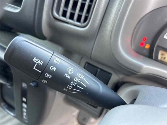 エブリイ ＰＡ　届出済未使用車　両側スライドドア　クリアランスソナー　オートライト　アイドリングストップ　ＡＴ　ＡＢＳ　ＥＳＣ　衝突安全ボディ　エアコン　パワーステアリング　前後センサー　両側スライド　ＡＣ（33枚目）