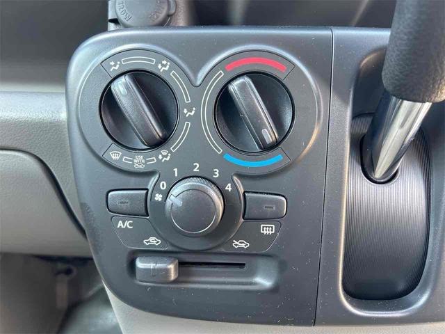 エブリイ ＰＡ　届出済未使用車　両側スライドドア　クリアランスソナー　オートライト　アイドリングストップ　ＡＴ　ＡＢＳ　ＥＳＣ　衝突安全ボディ　エアコン　パワーステアリング　前後センサー　両側スライド　ＡＣ（35枚目）