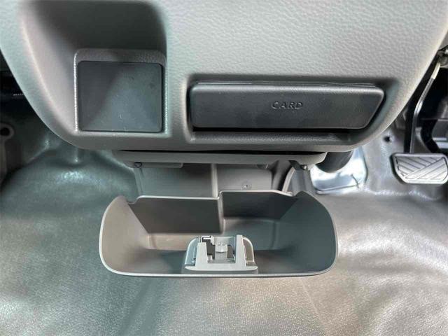 エブリイ ＰＡ　届出済未使用車　両側スライドドア　クリアランスソナー　オートライト　アイドリングストップ　ＡＴ　ＡＢＳ　ＥＳＣ　衝突安全ボディ　エアコン　パワーステアリング　前後センサー　両側スライド　ＡＣ（40枚目）