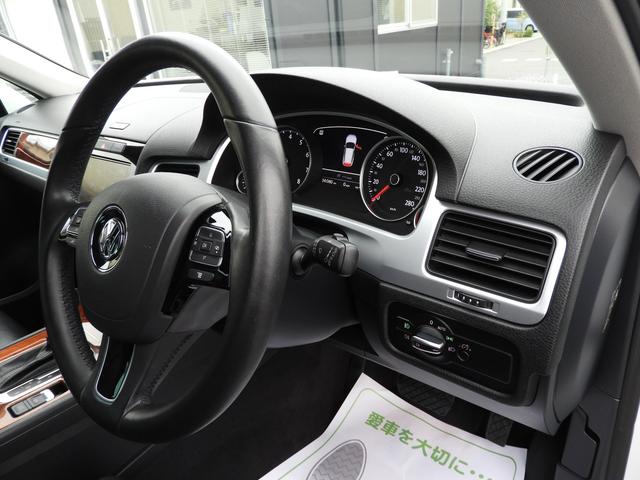 V6 レザーパッケージ 純正ナビ 地デジ 黒革 1年保証(12枚目)