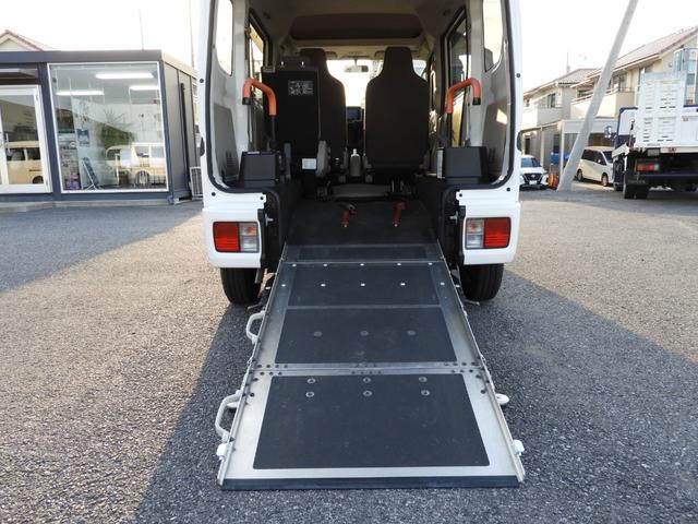 エブリイ 　福祉車両　車椅子スロープ　電動ウインチ　助手席側リアシート　４人乗り　リアヒーター　純正ナビ　地デジ　バックカメラ　キーレス　除菌済（54枚目）