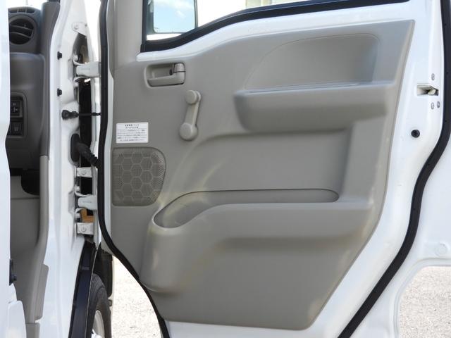 ＮＶ１００クリッパーバン ＤＸ　ハイルーフ　５ＡＧＳ車　２ｎｄ発進　両側スライドドア　ＥＴＣ　Ｗエアバッグ　ＡＢＳ　サイドバイザー　除菌済（36枚目）