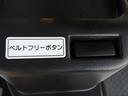 　福祉車両　車椅子スロープ　電動ウインチ　助手席側リアシート　４人乗り　リアヒーター　純正ナビ　地デジ　バックカメラ　キーレス　除菌済（56枚目）