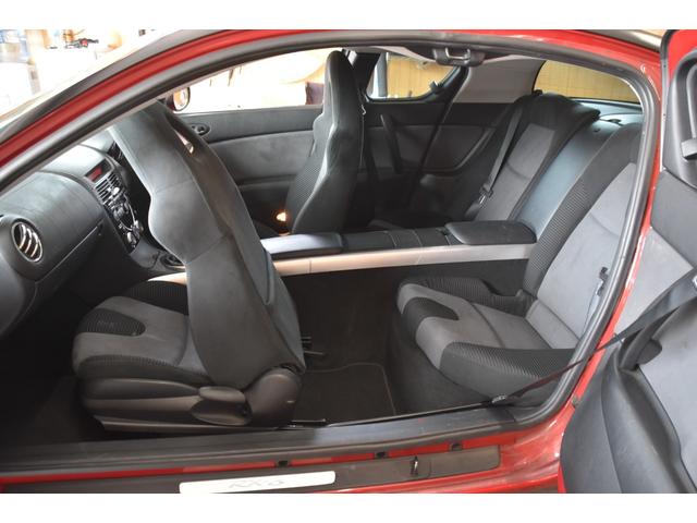 ＲＸ－８ タイプＳ　車検令和８年７月２７日　キーレス　ＥＴＣ　記録簿　６速ＭＴ　ＢＯＳＥサウンド　社外１９ＡＷ　オートエアコン　ローダウン　社外マフラー　ＨＩＤ　Ｒフォグ（12枚目）