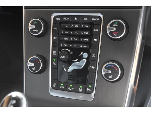Ｖ６０ Ｔ４　ＳＥ　車検令和９年２月１９日　スマキー２　Ｐスタ　後期型　クルコン　黒本革シート　１オーナー　記録簿　Ｂｌｕｅｔｏｏｔｈ接続　フルセグＥＴＣＢカメラ　ドラレコ（17枚目）