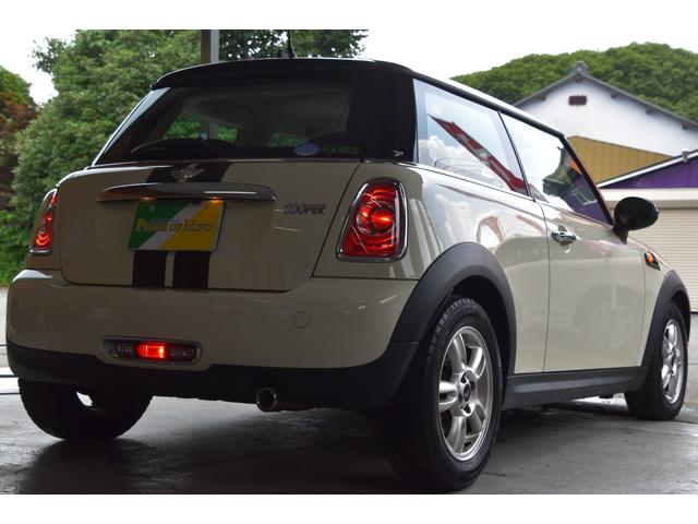 ＭＩＮＩ クーパー　車検令和９年３月１２日　キーレス２　Ｐスタート　後期最終型　２０１４年式　マニュアルモード　カロナビ　地デジ　Ｂカメラ　ＥＴＣ　純１５ＡＷ９分山ＳＴ（24枚目）