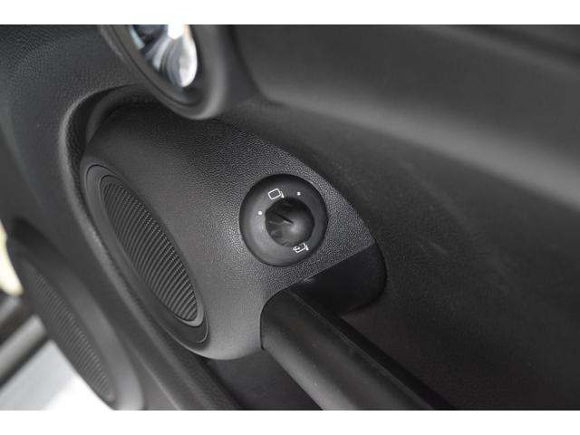 ＭＩＮＩ クーパー　車検令和９年３月１２日　キーレス２　Ｐスタート　後期最終型　２０１４年式　マニュアルモード　カロナビ　地デジ　Ｂカメラ　ＥＴＣ　純１５ＡＷ９分山ＳＴ（40枚目）