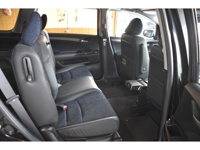 オデッセイ アブソルート　車検令和８年７月２４日　キーレス２　ＥＴＣ　走行２６０００キロ　純ナビ　Ｂカメラ　記録簿　マニュアルモード　クルーズコントロール　半革シート（13枚目）