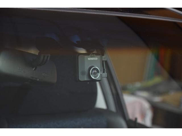 オデッセイ アブソルート　車検令和８年７月２４日　キーレス２　ＥＴＣ　走行２６０００キロ　純ナビ　Ｂカメラ　記録簿　マニュアルモード　クルーズコントロール　半革シート（16枚目）