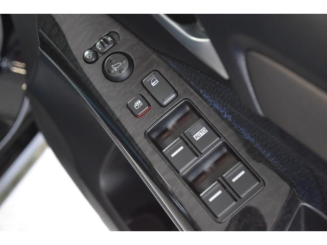 オデッセイ アブソルート　車検令和８年７月２４日　キーレス２　ＥＴＣ　走行２６０００キロ　純ナビ　Ｂカメラ　記録簿　マニュアルモード　クルーズコントロール　半革シート（41枚目）