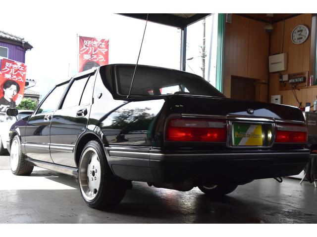 セドリック スーパーカスタム　車検令和９年８月２０日　キーレス　ボンネットマスコット　走行５６０００キロ　メッキフェンダーミラー　黄フォグ　エアフロメーター交換済み　スロットルボディ清掃　燃料ポンプ＆フィルター交換（23枚目）