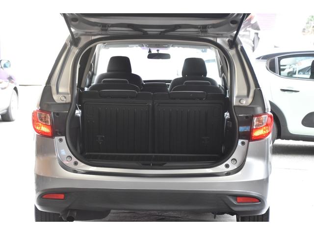 プレマシー ２０Ｓ　車検令和８年７月２６日　スマキー２　ＥＴＣ　両側パワースライドドア　タイヤ８分山　革巻きハンドル　オートワイパー　ステアリングコントロールスイッチ（26枚目）