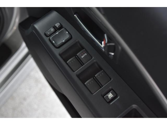 プレマシー ２０Ｓ　車検令和８年７月２６日　スマキー２　ＥＴＣ　両側パワースライドドア　タイヤ８分山　革巻きハンドル　オートワイパー　ステアリングコントロールスイッチ（41枚目）