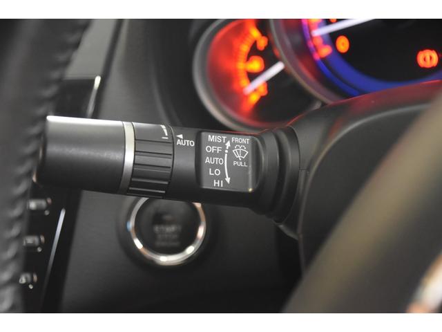 アテンザセダン ２０Ｓ　車検整備付き　ＨＩＤ　スマキー２　ＥＴＣ　記録簿　タイミングチェーン　クルーズコントロール　ウインカーミラー　マニュアルモード　純ナビ　取説（44枚目）