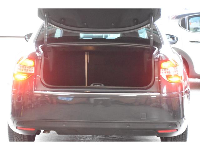 Ｃ５ ２．０　車検整備付き　ＨＩＤ　キーレス　ＥＴＣ　ＡＡＣ　エアサス　オールオートＰＷ　クルーズコントロール　前後コーナーセンサー　マニュアルモード　電動パーキング（26枚目）