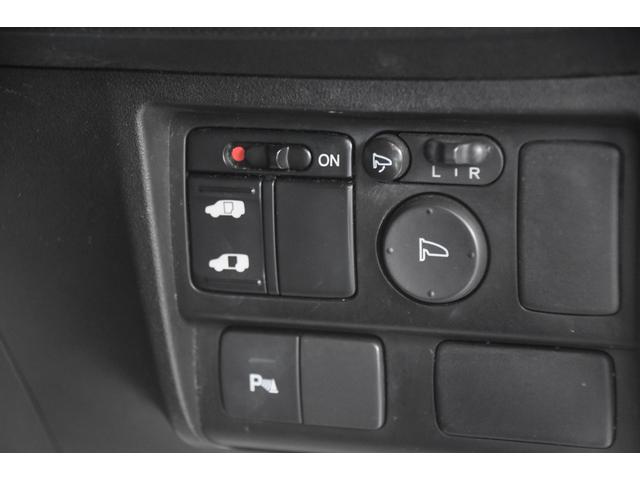 フリード Ｇ　ジャストセレクション　車検令和８年６月２１日　キーレス　ＥＴＣ　左パワスラ　純ＨＤＤナビ　地デジワンセグ　Ｂカメラ　ナビキャンセラー　オートライト　ウインカーミラー（43枚目）