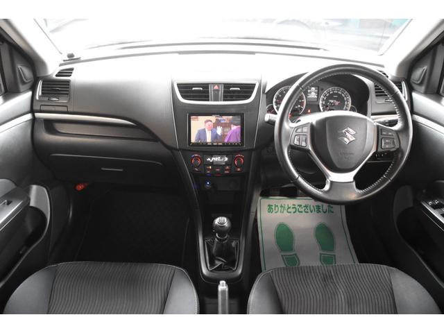 スイフト ＲＳ　車検令和８年２月３日　スマートキー　Ｐスタート　タイミングチェーン　５速ＭＴ　クルーズコントロール　前後ドライブレコーダー　Ｂｌｕｅｔｏｏｔｈオーディオ接続（8枚目）