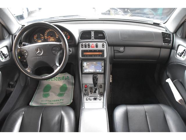 ＣＬＫ ＣＬＫ３２０カブリオレ　アバンギャルド　車検令和９年１月３０日　キーレス２　ＥＴＣ　走行６２０００キロ　マニュアルモード　クルーズコントロール　黒本革電動シート　シートヒーター　ＡＡＣ　タイミングチェーン（8枚目）